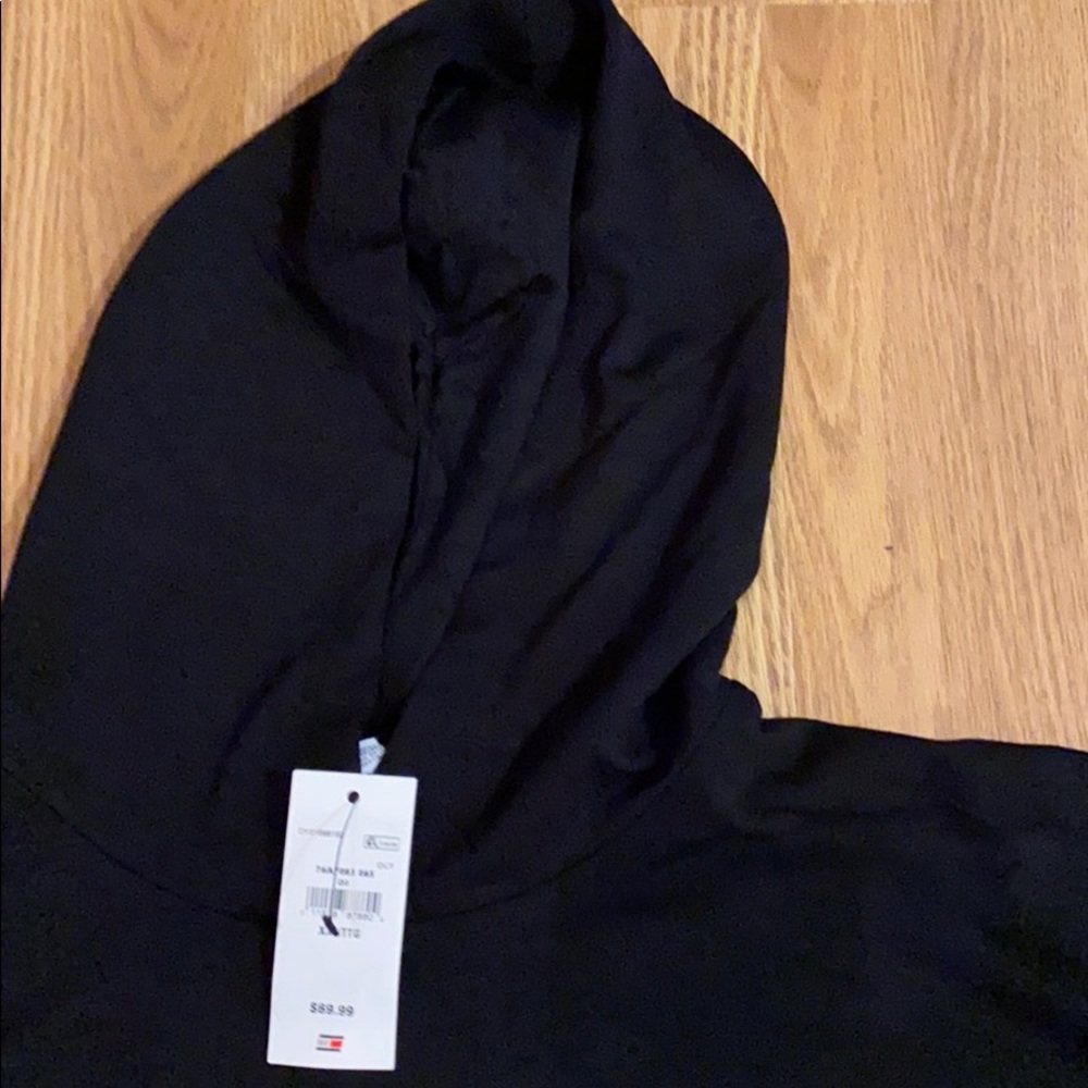 BNWT Tommy Hilfiger short sleeve black hoodie XXL - Picture 4 of 9